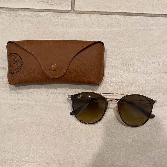 Ray-Ban Accessories - ✨BRAND NEW✨ Ray-Ban Havana Brown Round Unisex Sunglasses
